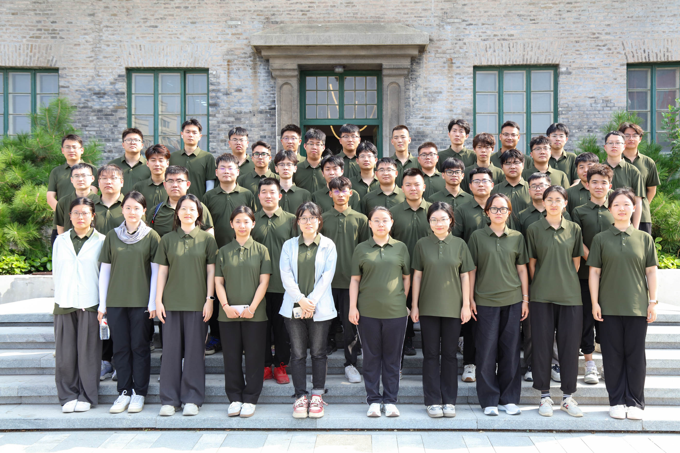 工地參觀大合照 工地參觀大合照